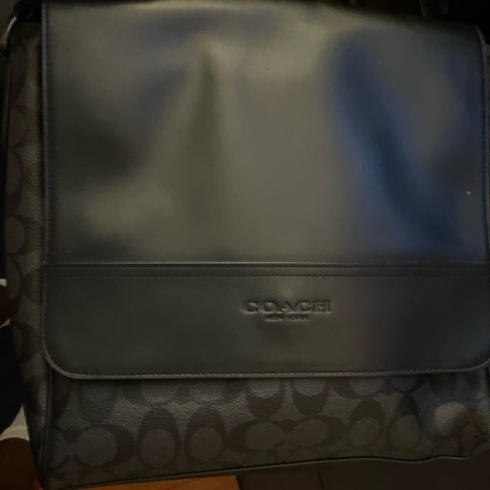 Coach Signature Black Messenger Bag